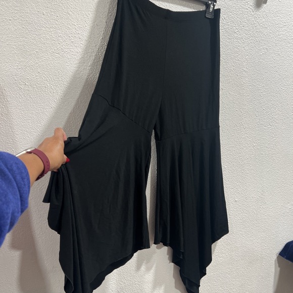 Kathmandu Pants - Kathmandu Imports Women's Free Black Pull On Flare Leg Stretch Pants